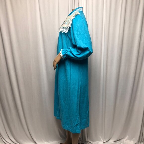 Vintage Robe Ashley Taylor Size Medium Blue Long Sleeve House Coat Embroidered - Picture 4 of 8